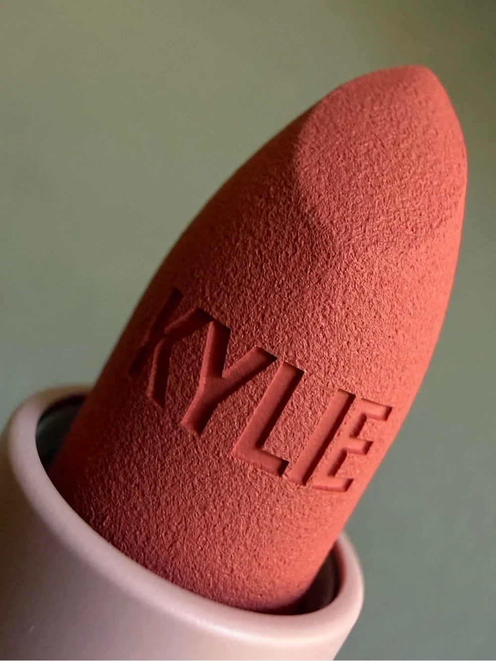 KYLIE JENNER MATTE LIPSTICK 209 SUMMER SOMEWHERE WOMEN’S